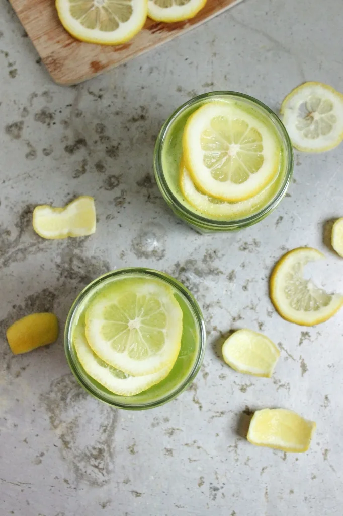 green-juice-lemonade-cocktails (2)