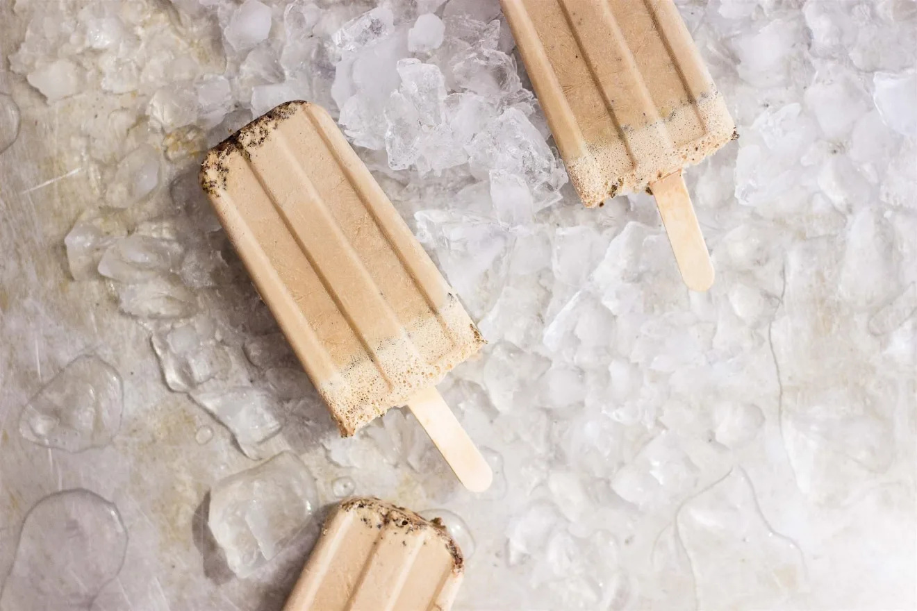 Vegan Creamy Iced Coffee Pops | @withfoodandlove