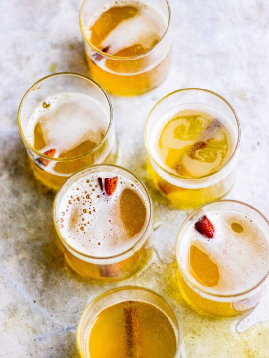 sparkling champagne turmeric cocktails