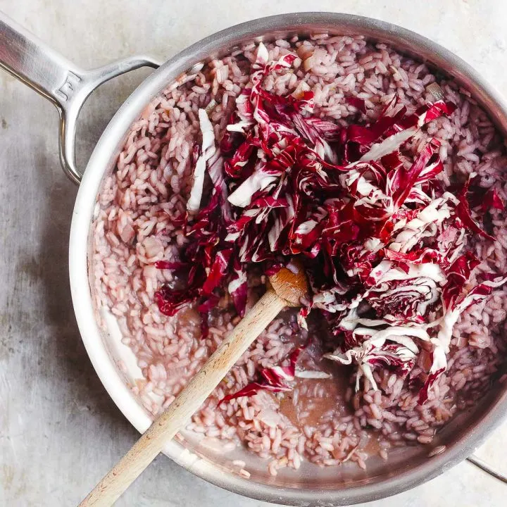 radicchio risotto in pan