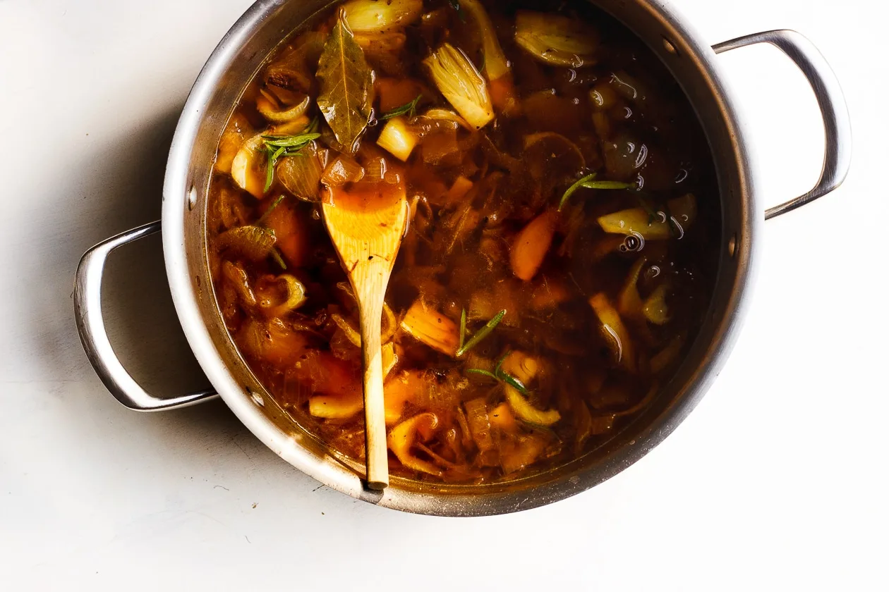 caramelized onions and fennel in pot