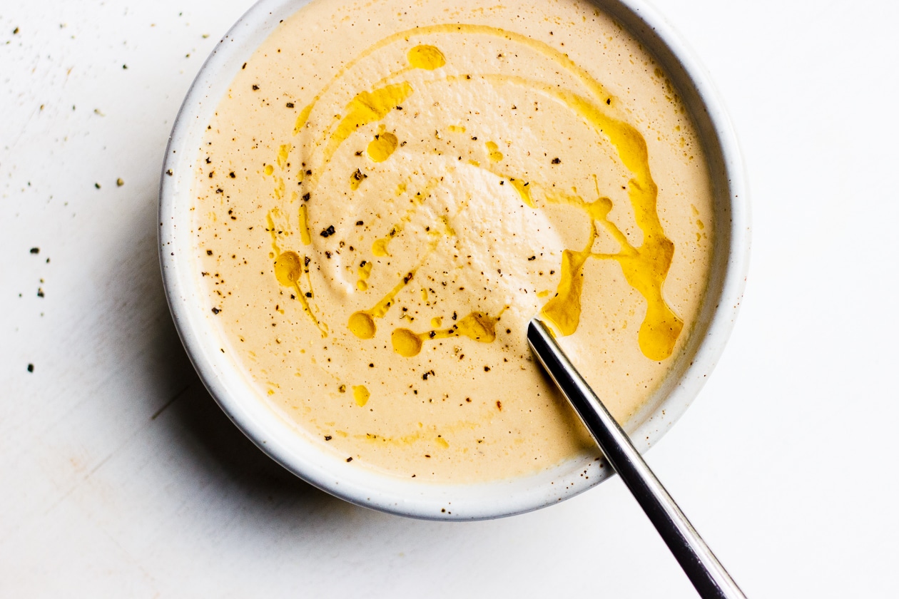 bowl of creamy onion and fennel soup 