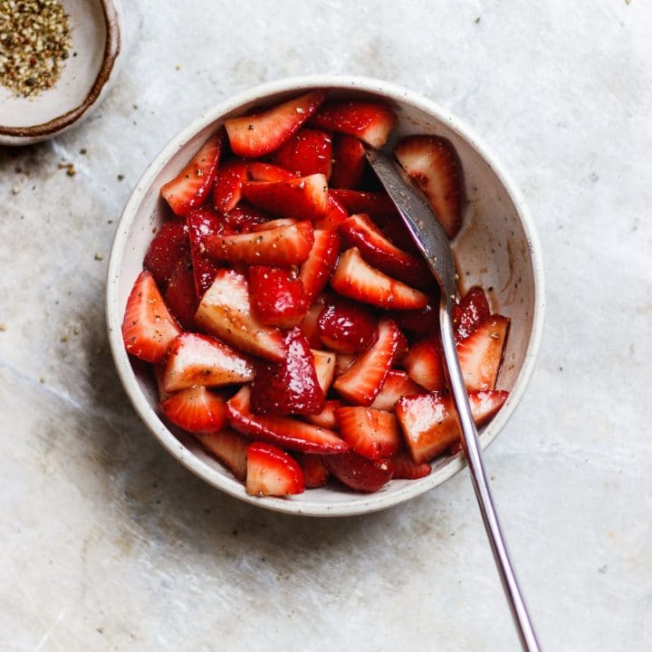 Macerated Strawberries with Sugar - Erren's Kitchen