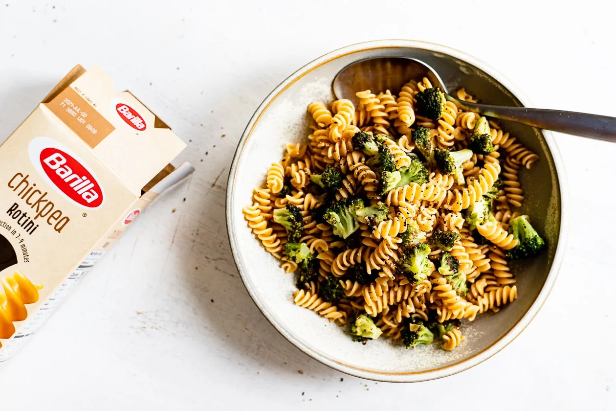 Lemon Pepper Broccoli Rotini with Garlic (vegan, gluten-free)